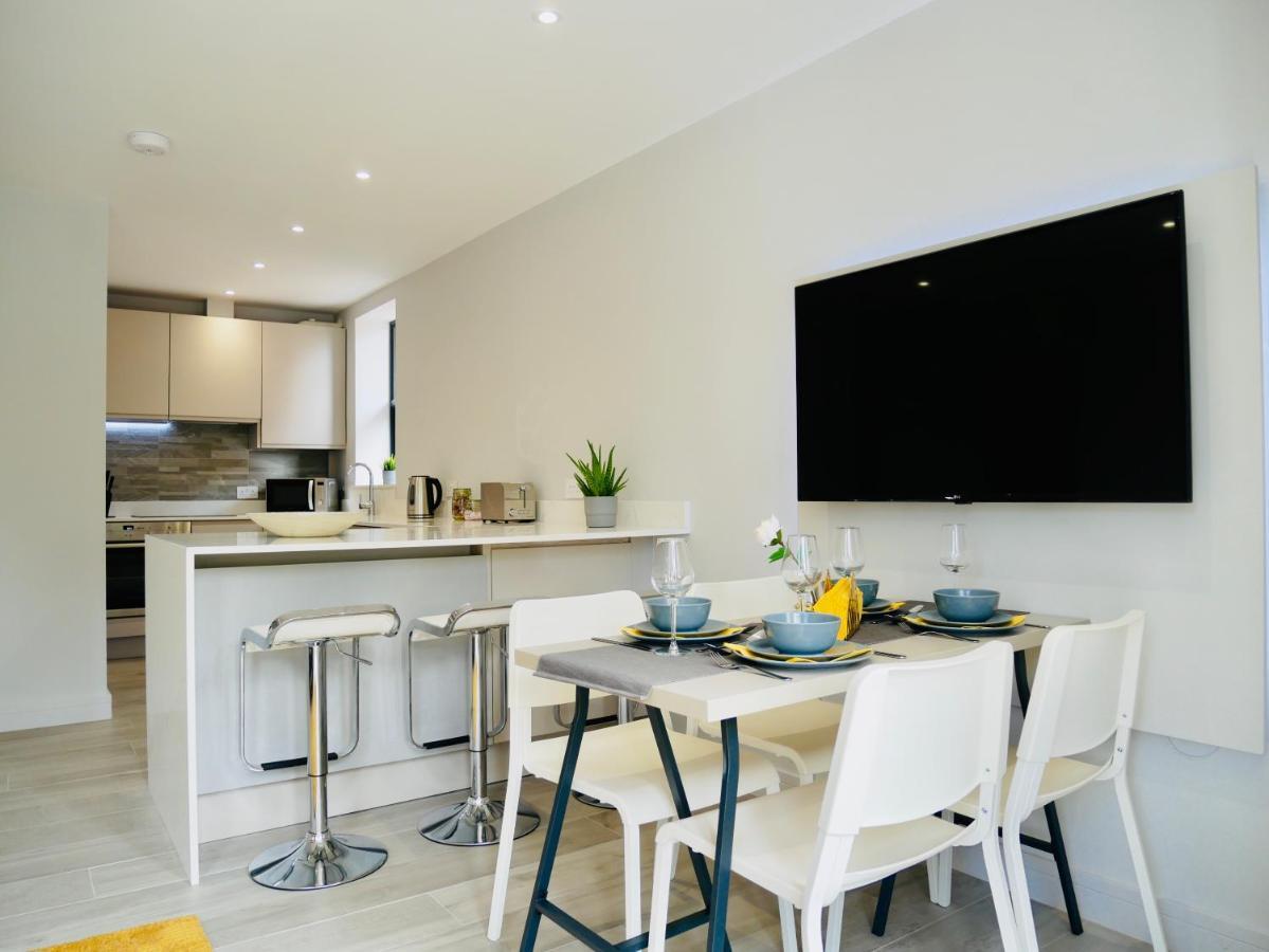 Beautiful Alumpointe Apartment - 400M To The Beach 伯恩茅斯 外观 照片