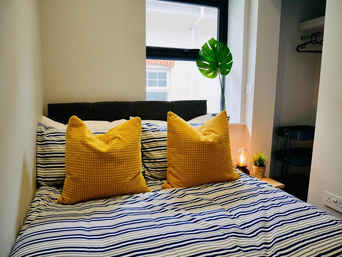 Beautiful Alumpointe Apartment - 400M To The Beach 伯恩茅斯 外观 照片