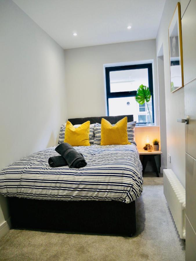 Beautiful Alumpointe Apartment - 400M To The Beach 伯恩茅斯 外观 照片